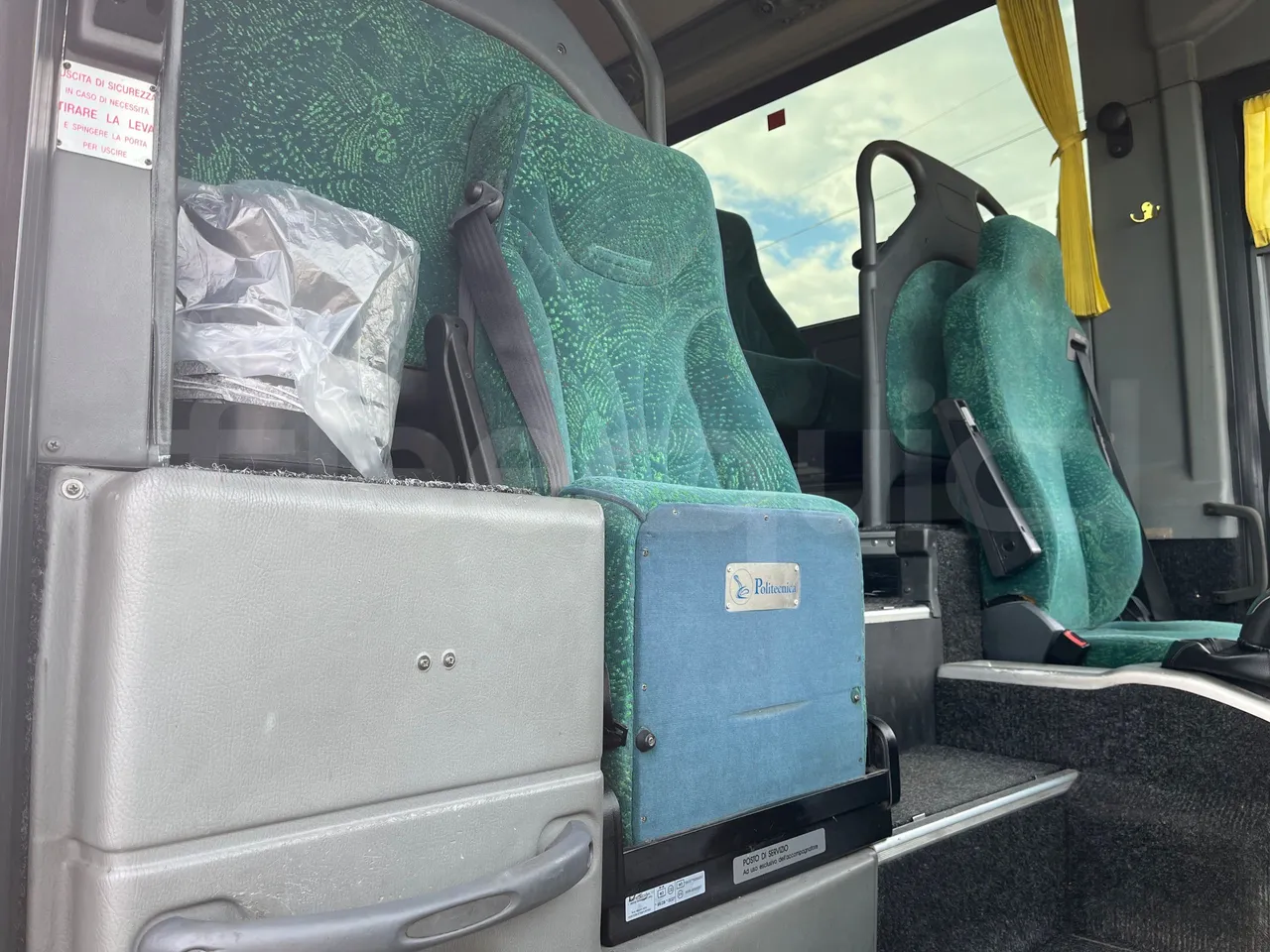 Irisbus New Domino 397E/12.4 - EUR4 - 331kW - 12.41m - hostess seat photo
