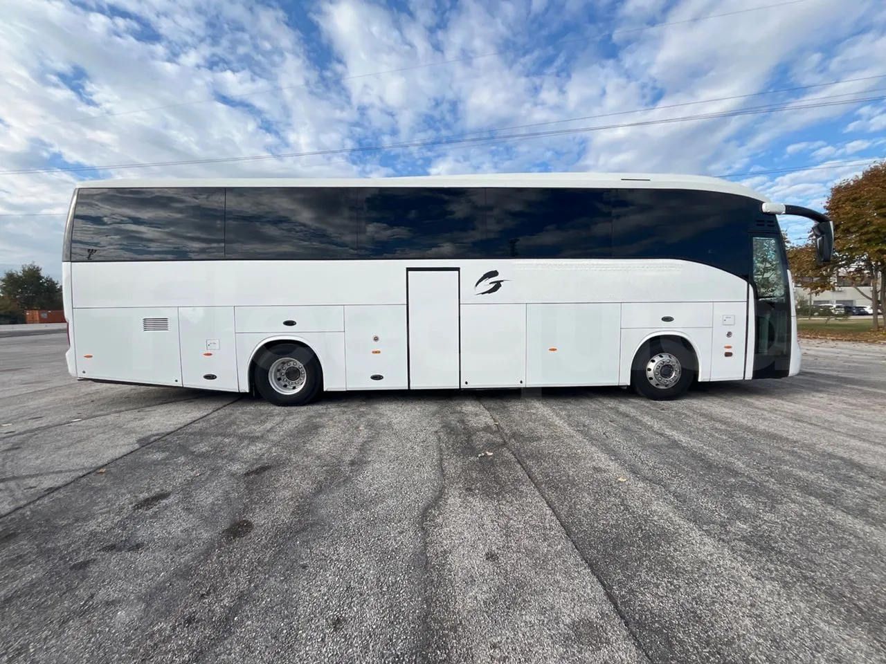Irisbus New Domino 397E/12.4 - EUR4 - 331kW - 12.41m - right side doors closed