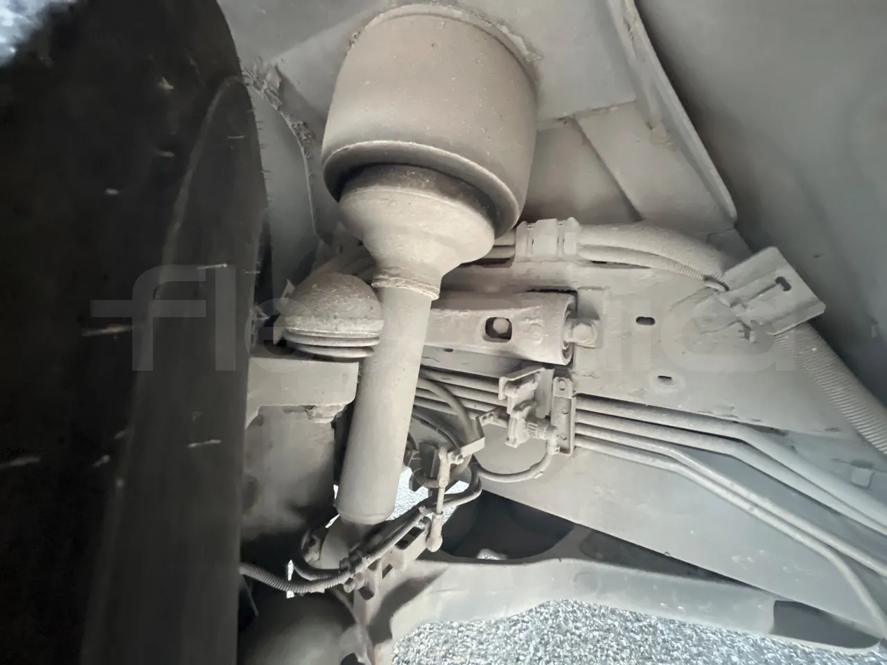 Iveco Citelis PS09D5/A/83-EUR5 -200kW -10.46m - front shock absorbers left