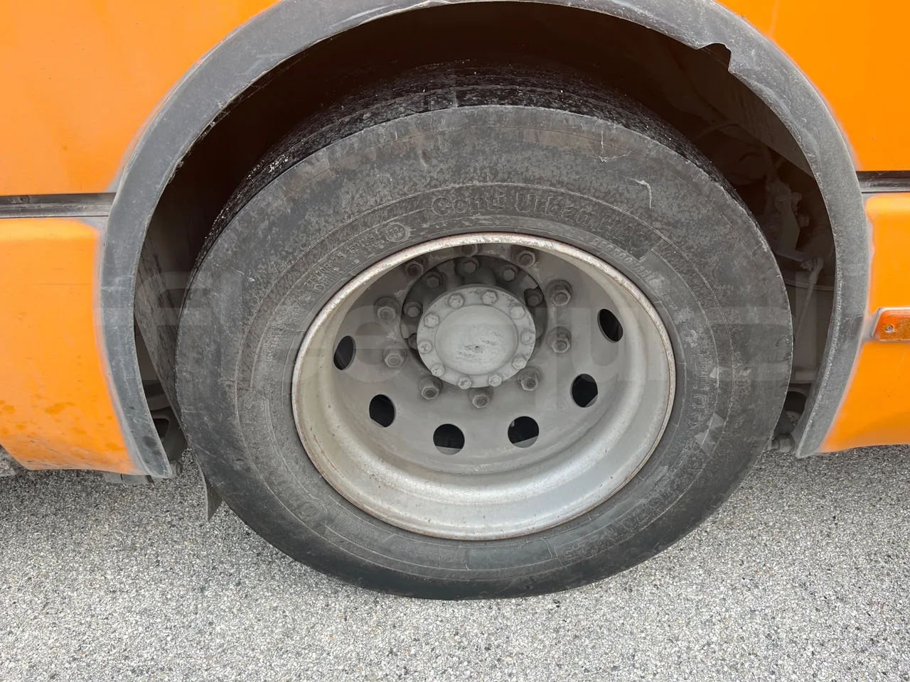 Iveco Citelis PS09D5/A/83-EUR5 -200kW -10.46m - rear left tire photo