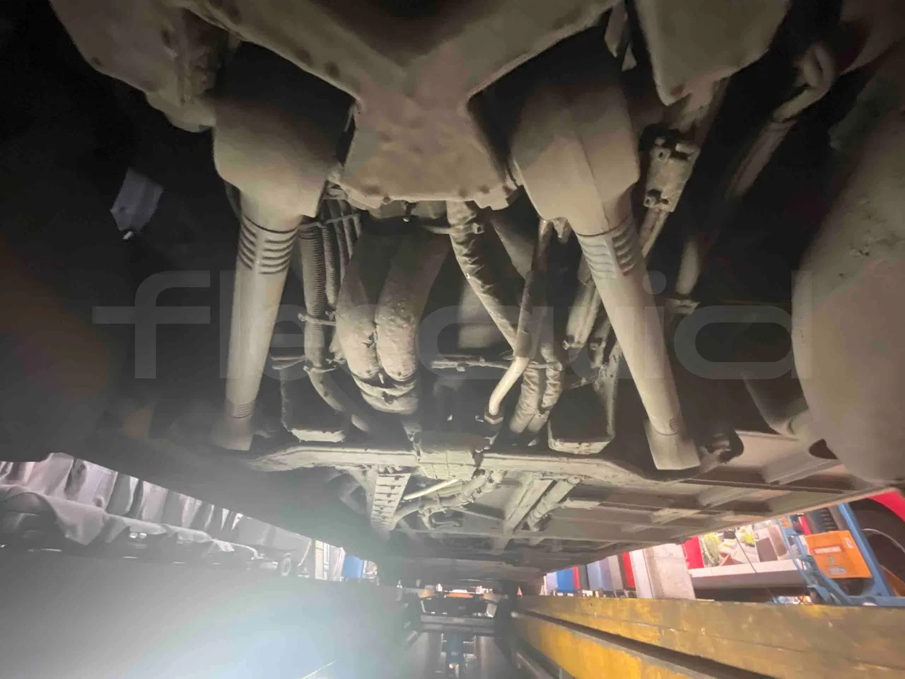 Man Lion's City - Second Axle Caliper Brakes Left Side