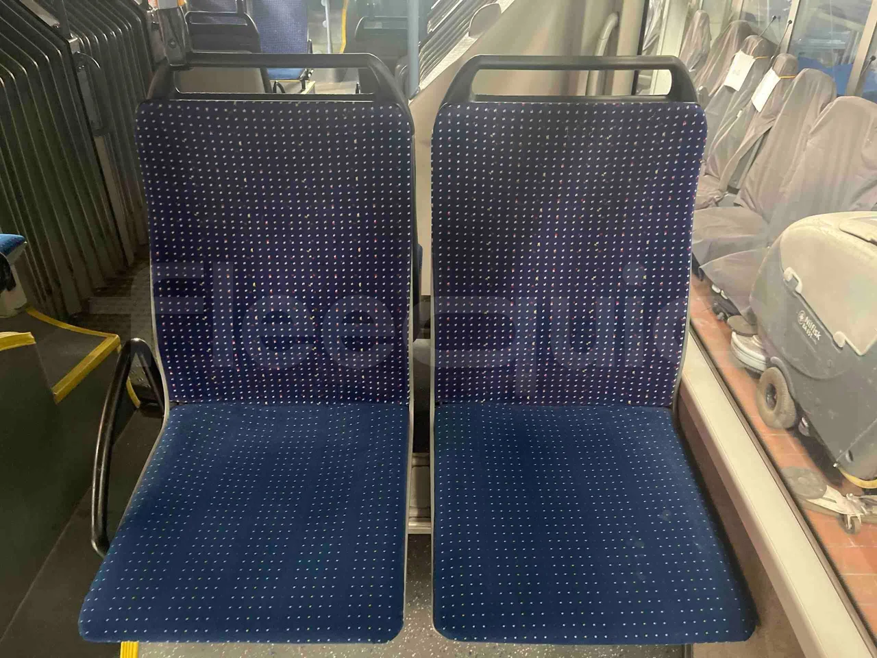 Man Lion's City - central seat safety belt