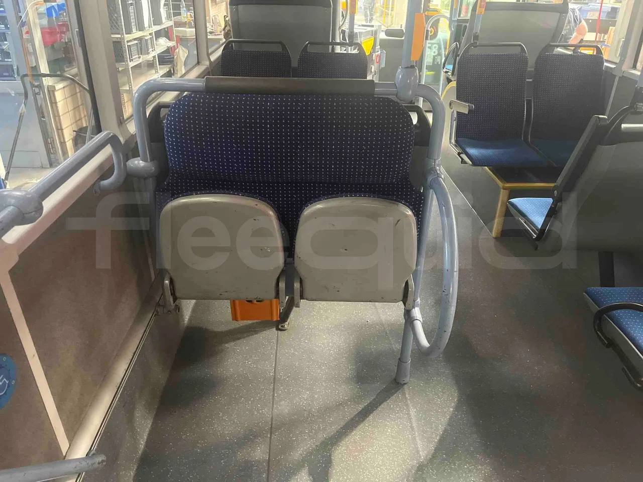 Man Lion's City - Folding Seats