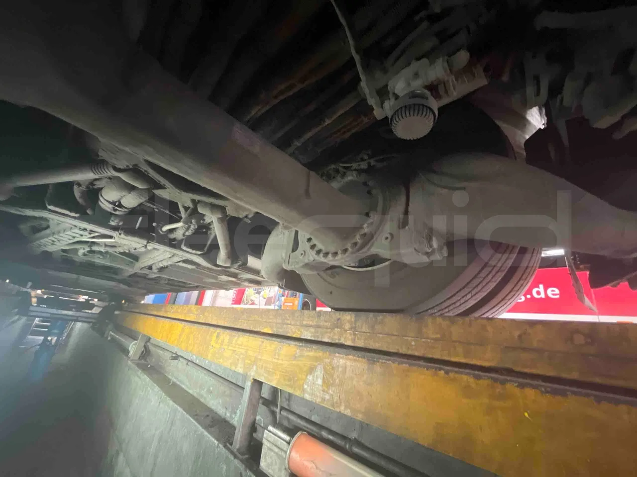 Man Lion's City - Third Axle First Shock Absorbers Right Side