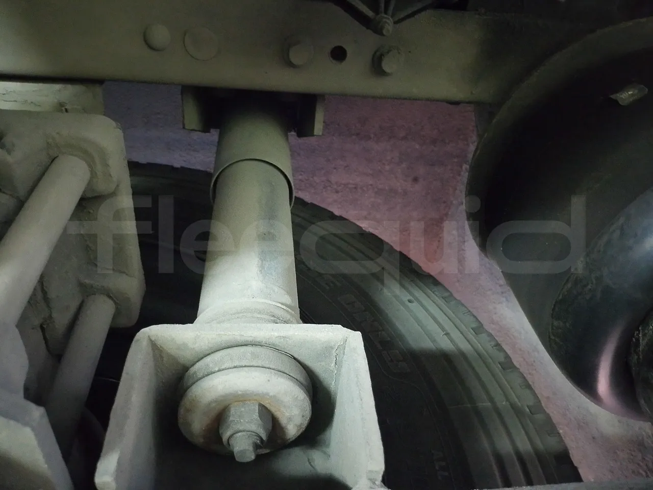 King Long XMQ6900 XMQ6900-3/ Euro 5 - 178Kw - 8,995 Mt - axel 2 air springs 1 left