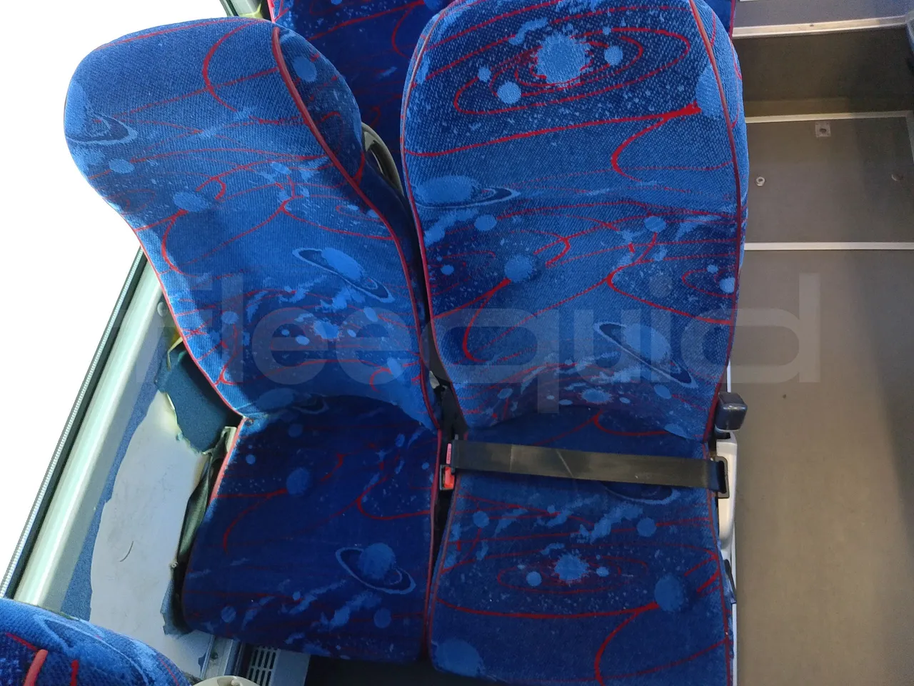 King Long XMQ6900 XMQ6900-3/ Euro 5 - 178Kw - 8,995 Mt - central seat safety belt