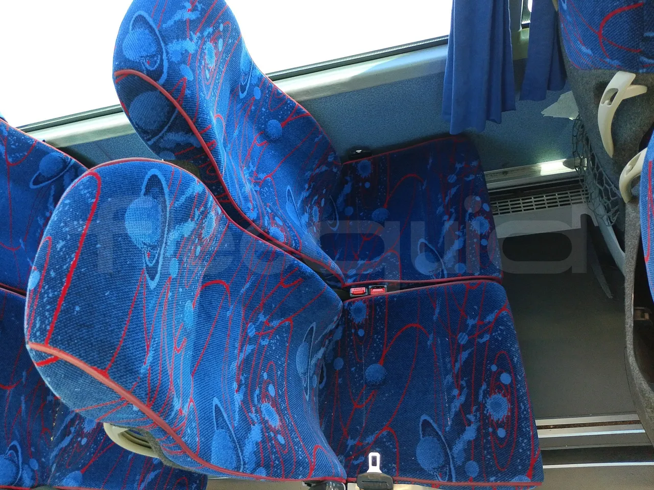 King Long XMQ6900 XMQ6900-3/ Euro 5 - 178Kw - 8,995 Mt - single seat detail