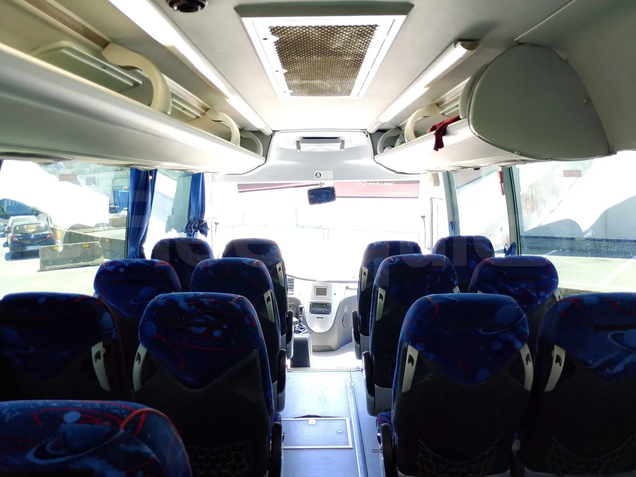 King Long XMQ6900 XMQ6900-3/ Euro 5 - 178Kw - 8,995 Mt - forward view all seats last row height