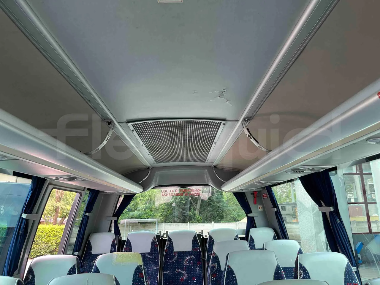 Iveco Unvi Compa - roof hatch 2