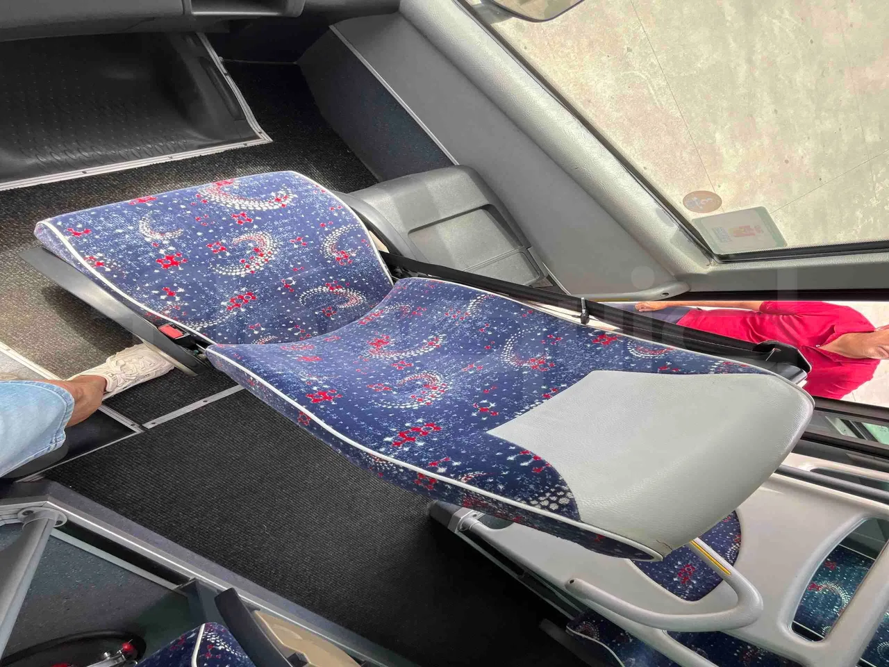 Iveco Unvi Compa - hostess seat photo