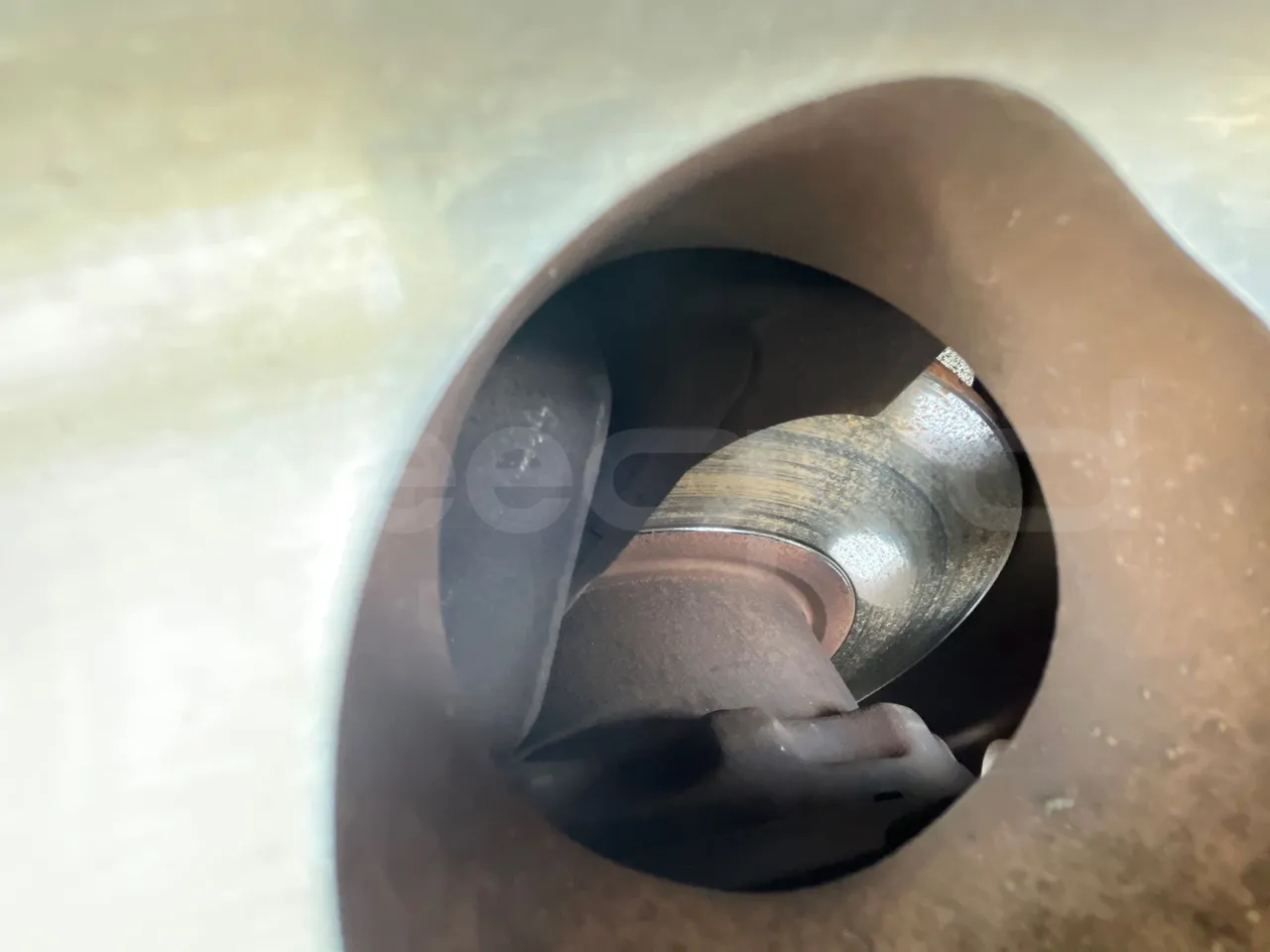 Iveco 397E Atlantis - EUR3 - 316kW - 13.750m - axel 2 air springs 2 right