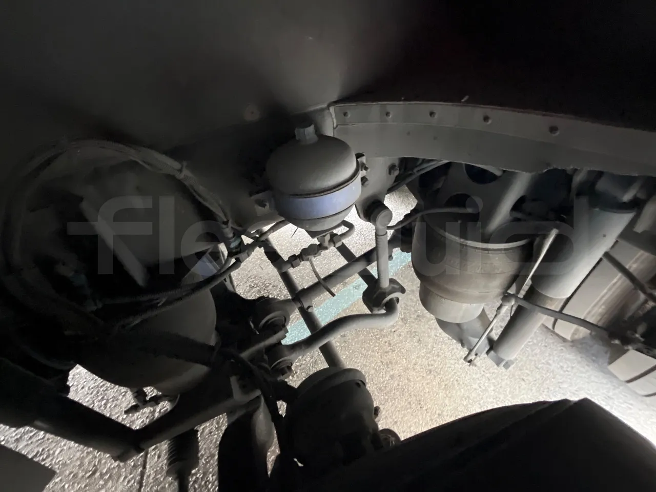 Iveco 397E Atlantis - EUR3 - 316kW - 13.750m - axel 3 caliper brakes right