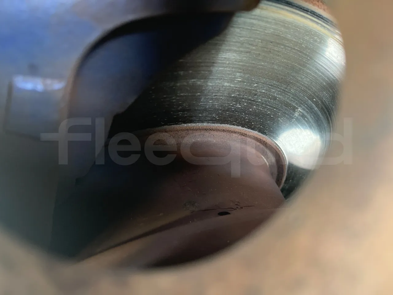 Iveco 397E Atlantis - EUR3 - 316kW - 13.750m - front discs left