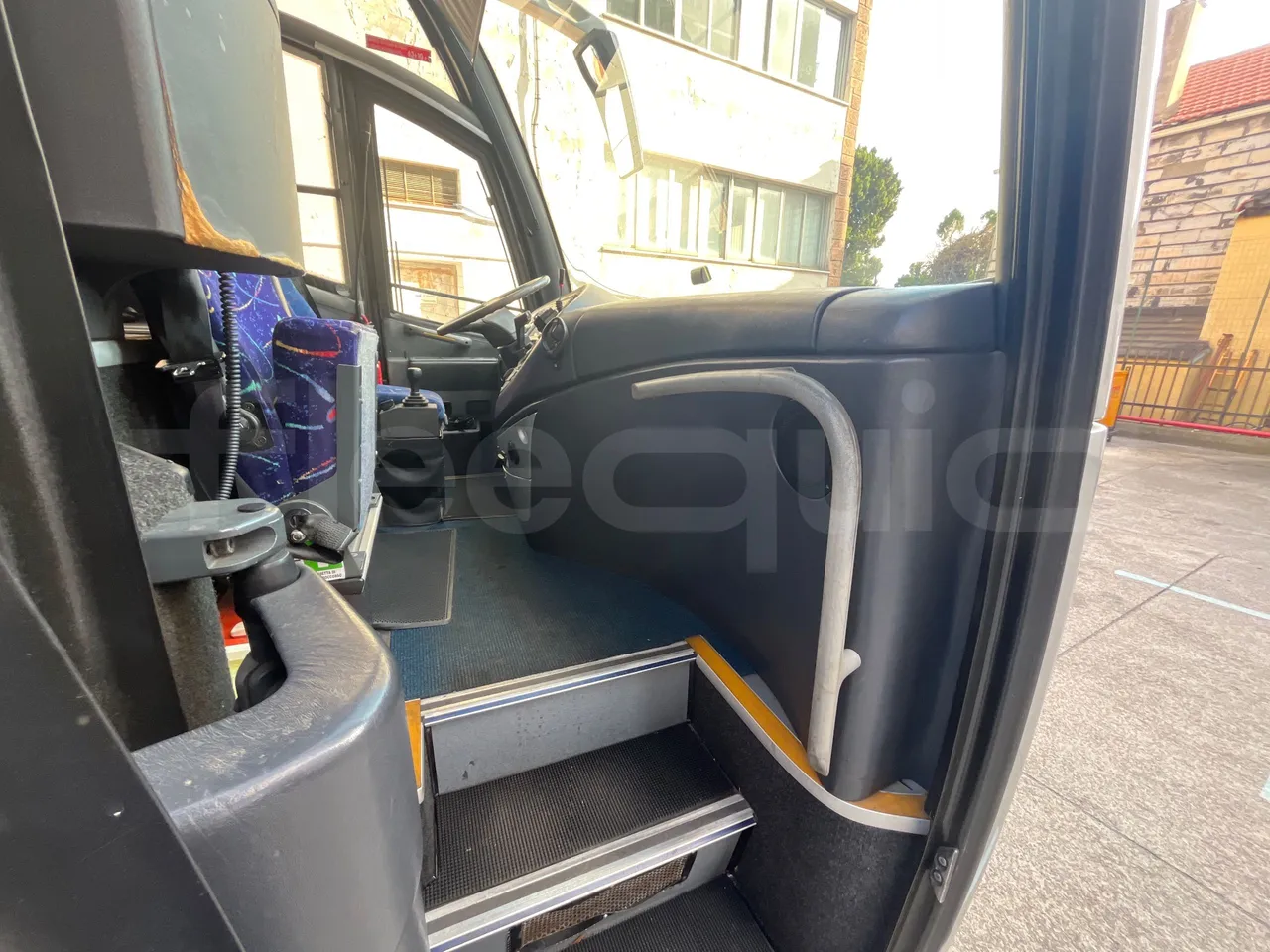 Iveco 397E Atlantis - EUR3 - 316kW - 13.750m - handrails photo