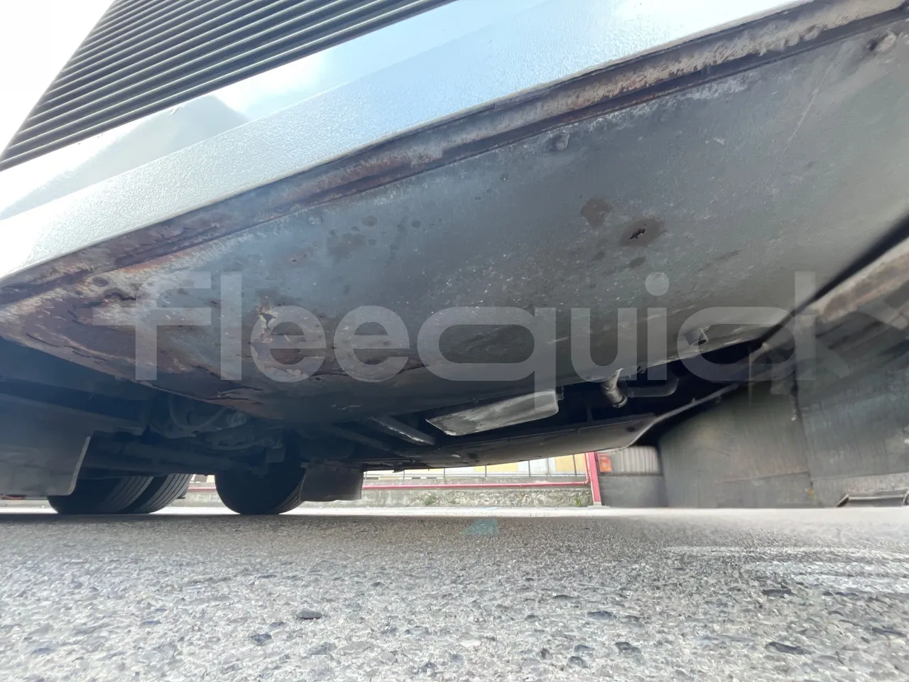 Iveco 397E Atlantis - EUR3 - 316kW - 13.750m - axle 2 shock absorbers 2 left