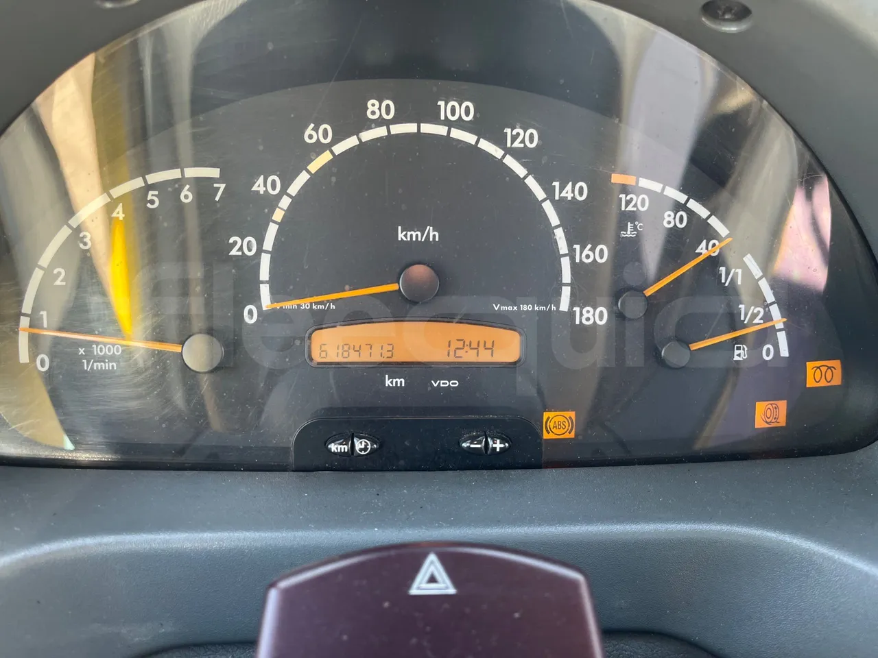 Mercedes-Benz Sprinter 416CDI - EUR4 - 115kW - 6.985m - dashboard lights on