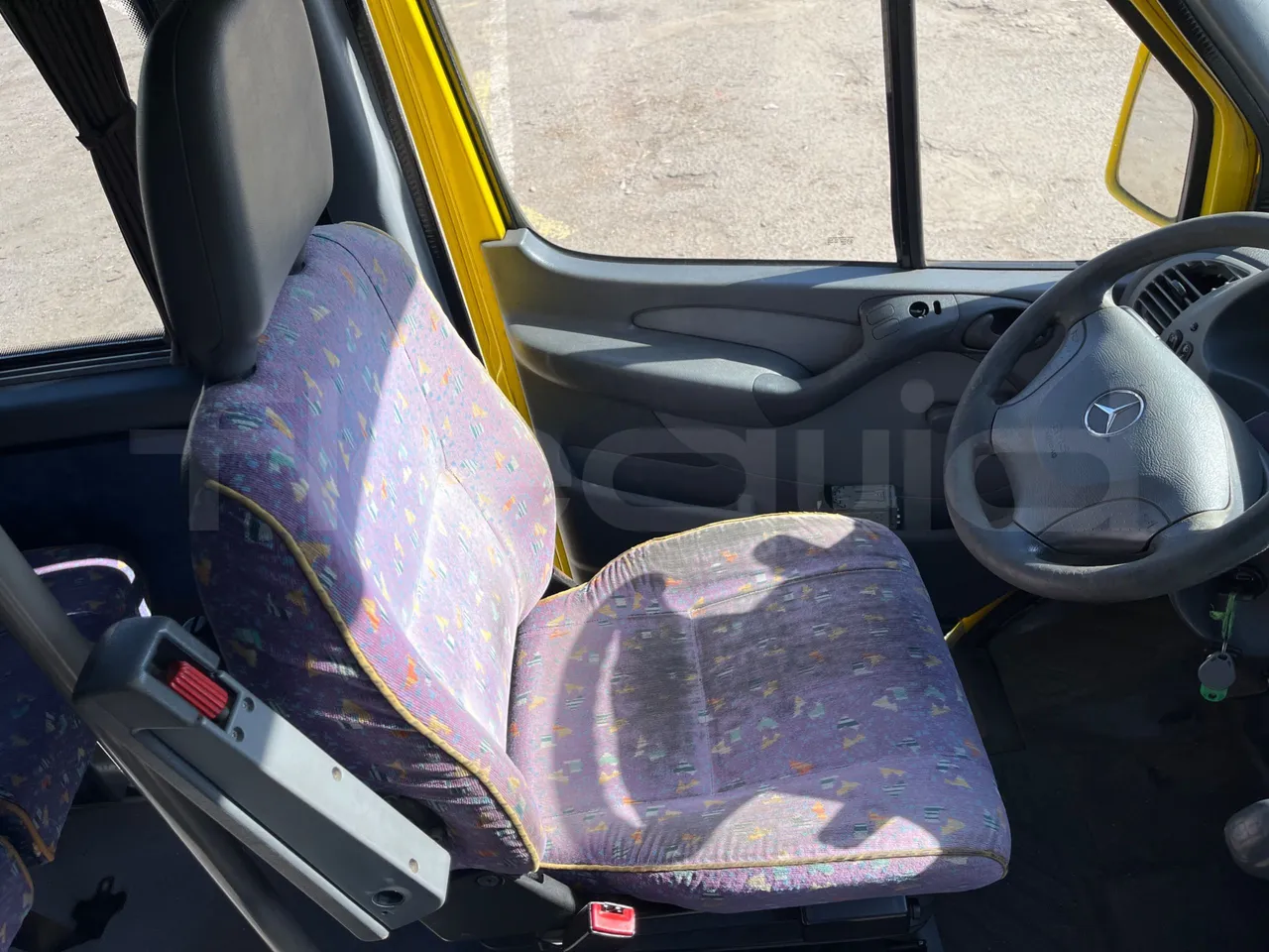 Mercedes-Benz Sprinter 416CDI - EUR4 - 115kW - 6.985m - driver's seat photo