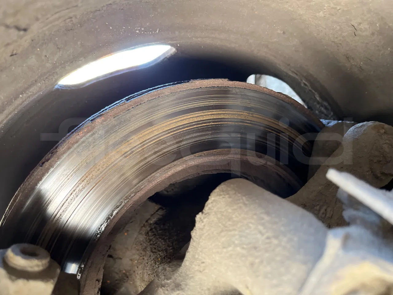 Mercedes-Benz Sprinter 416CDI - EUR4 - 115kW - 6.985m - front discs right