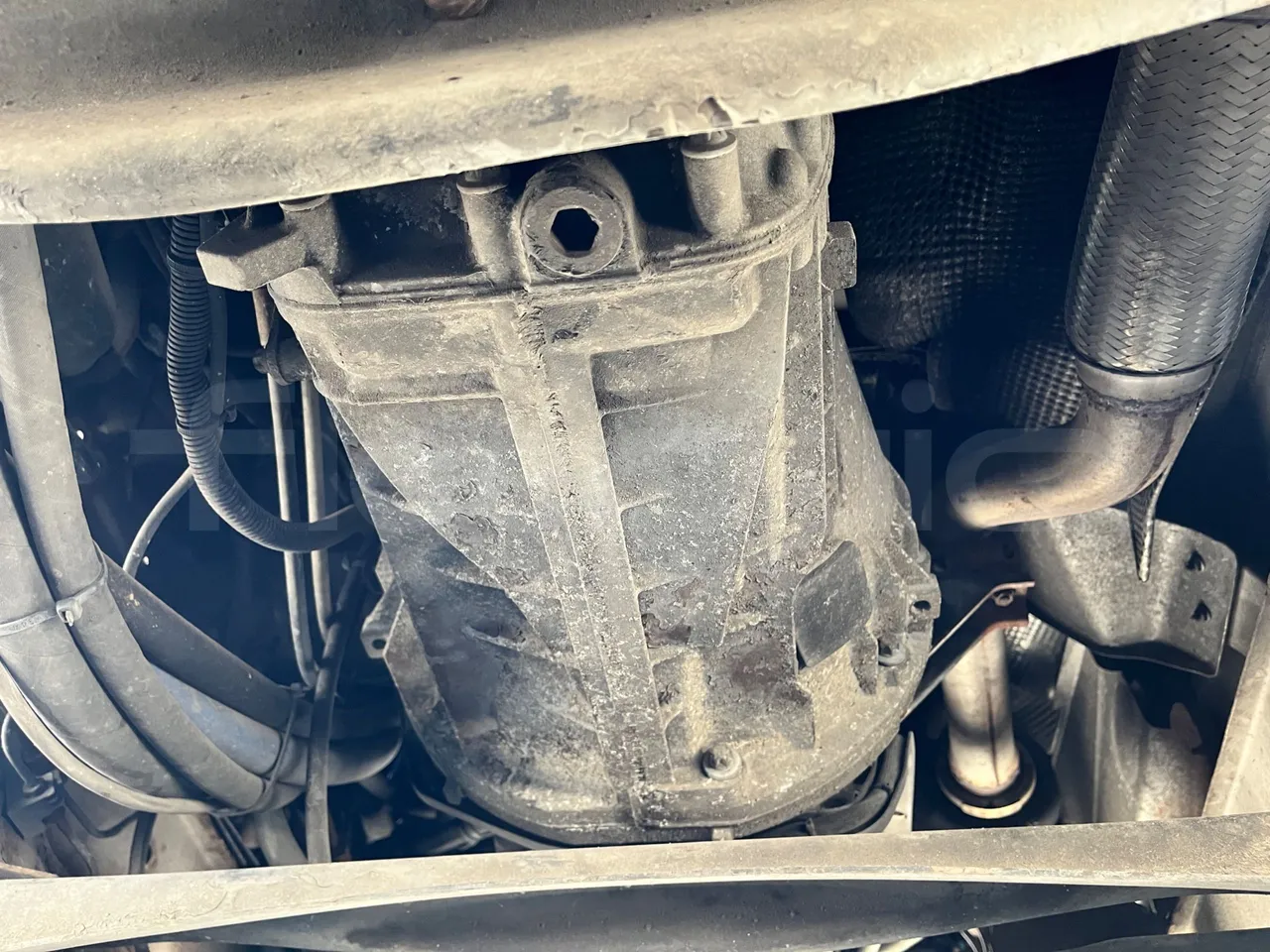 Mercedes-Benz Sprinter 416CDI - EUR4 - 115kW - 6.985m - gearbox photo