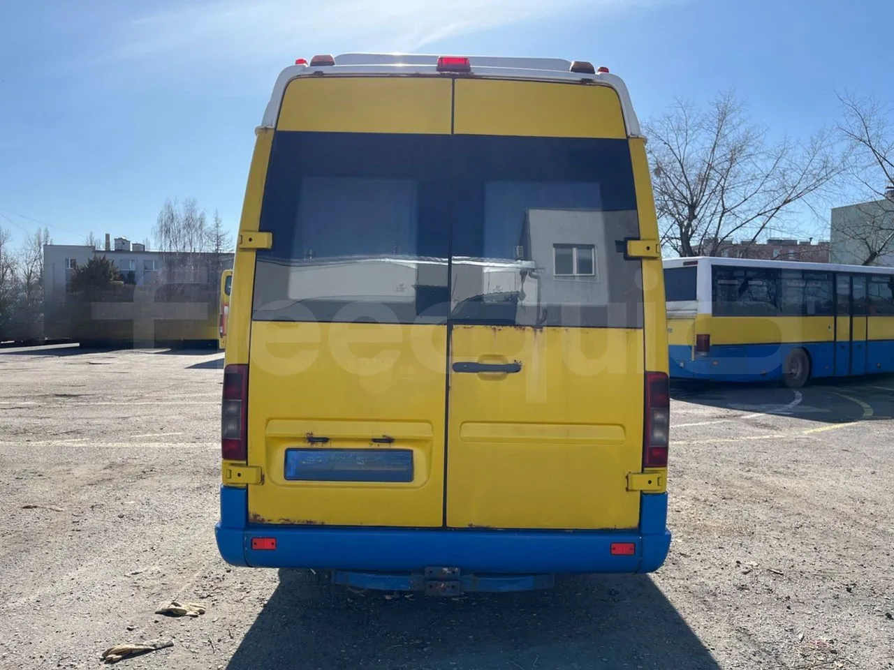 Mercedes-Benz Sprinter 416CDI - EUR4 - 115kW - 6.985m - rear hatch closed