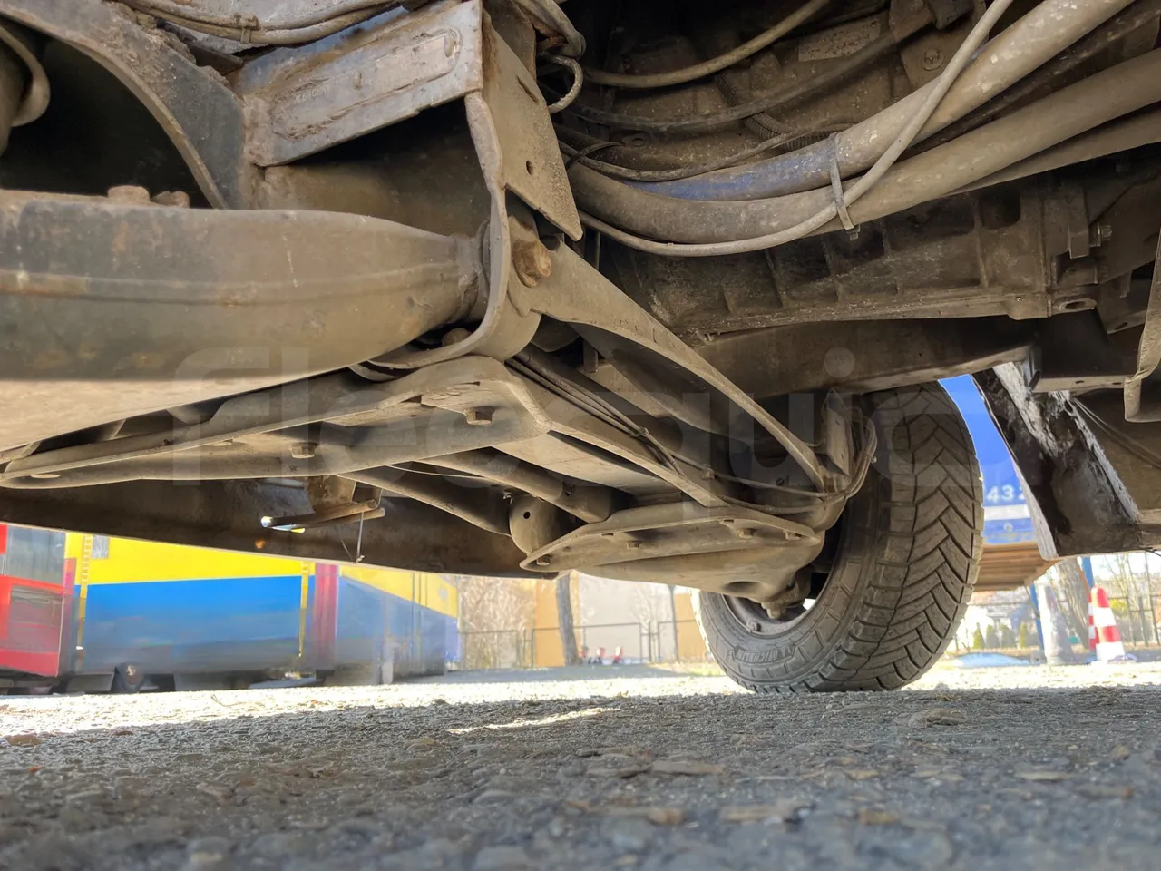 Mercedes-Benz Sprinter 416CDI - EUR4 - 115kW - 6.985m - front axle left side