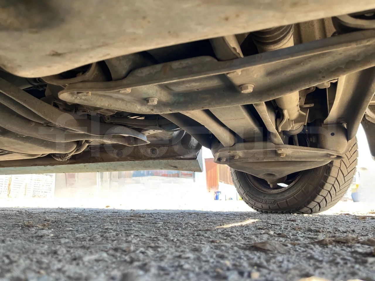 Mercedes-Benz Sprinter 416CDI - EUR4 - 115kW - 6.985m - front axle right side