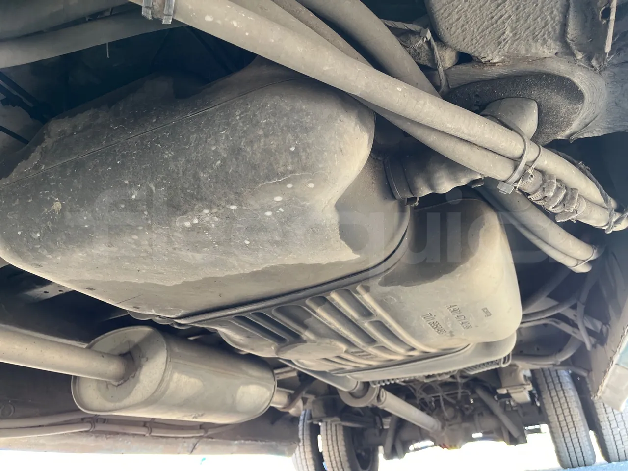 Mercedes-Benz Sprinter 416CDI - EUR4 - 115kW - 6.985m - central undercarriage photo