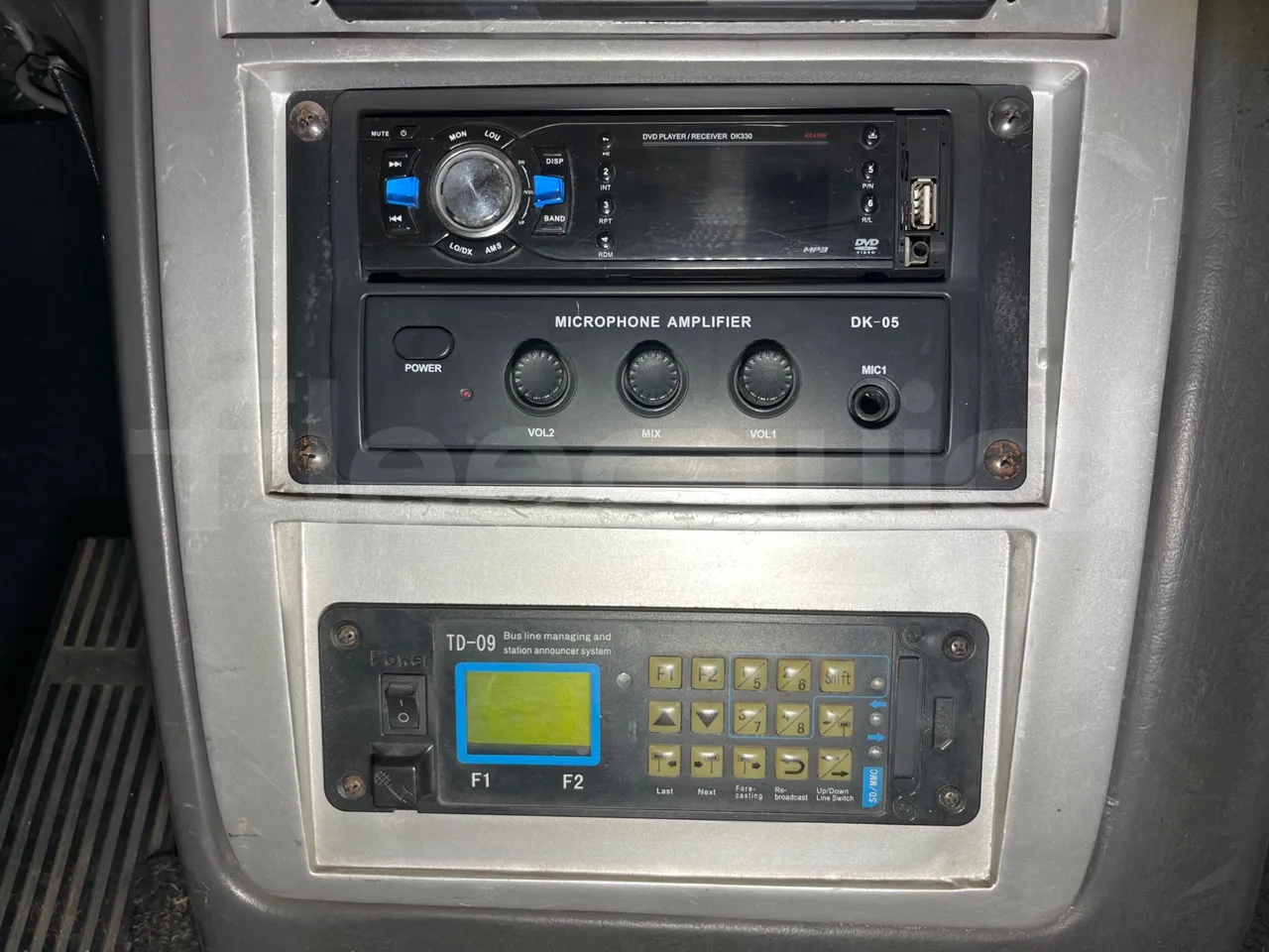 King Long XMQ6120C 2AL 2AA2B - EUR5 - 250kW - 12.200m - radio accessories photo