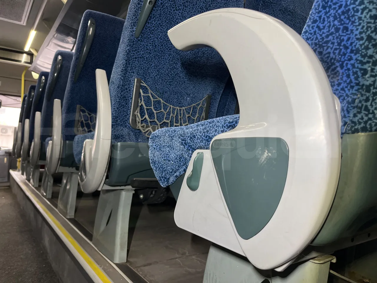 King Long XMQ6120C 2AL 2AA2B - EUR5 - 250kW - 12.200m - armrest detail photo