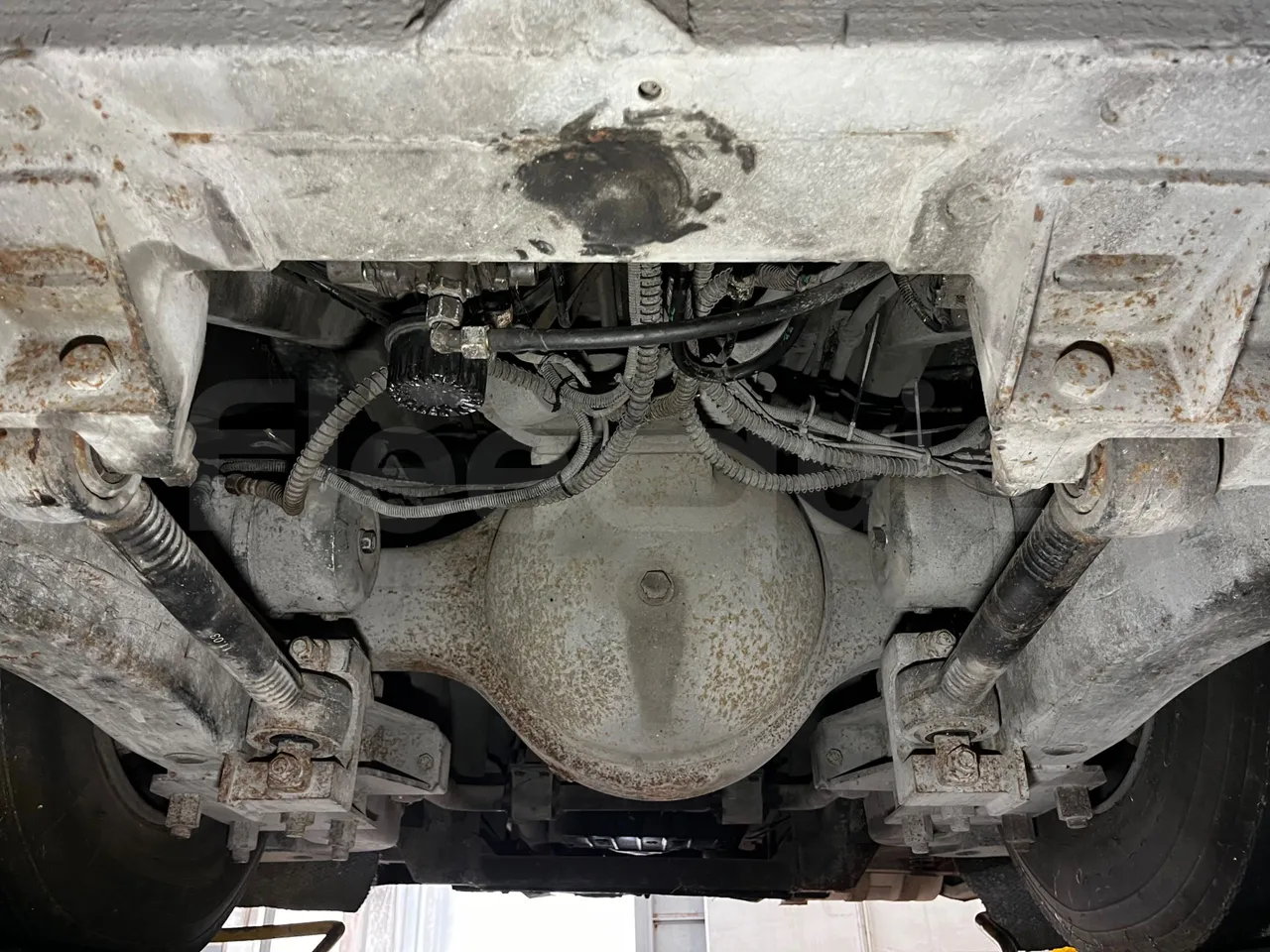 King Long XMQ6120C 2AL 2AA2B - EUR5 - 250kW - 12.200m - bellows turntable (18m)