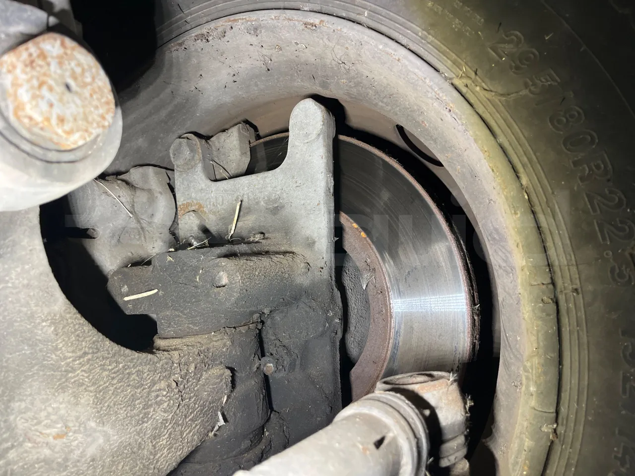 King Long XMQ6120C 2AL 2AA2B - EUR5 - 250kW - 12.200m - front discs left