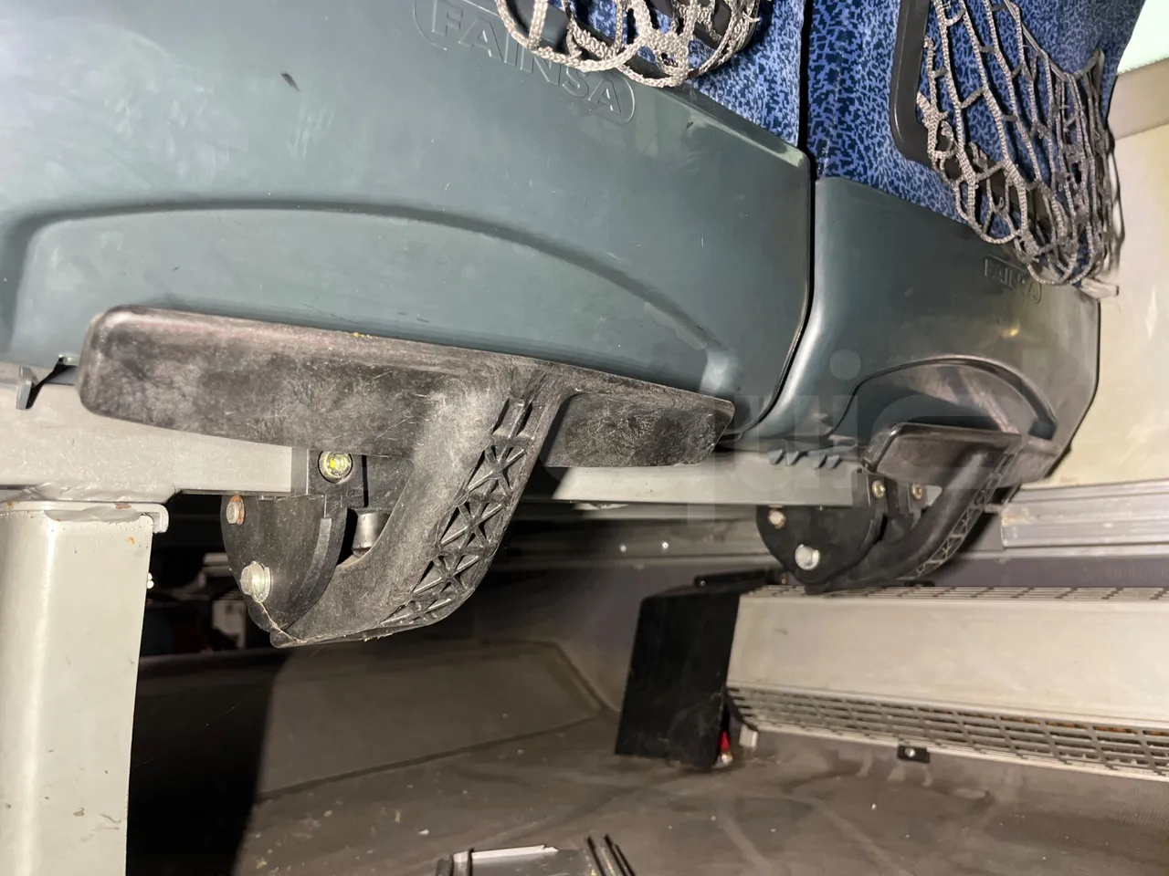 King Long XMQ6120C 2AL 2AA2B - EUR5 - 250kW - 12.200m - power outlets detail