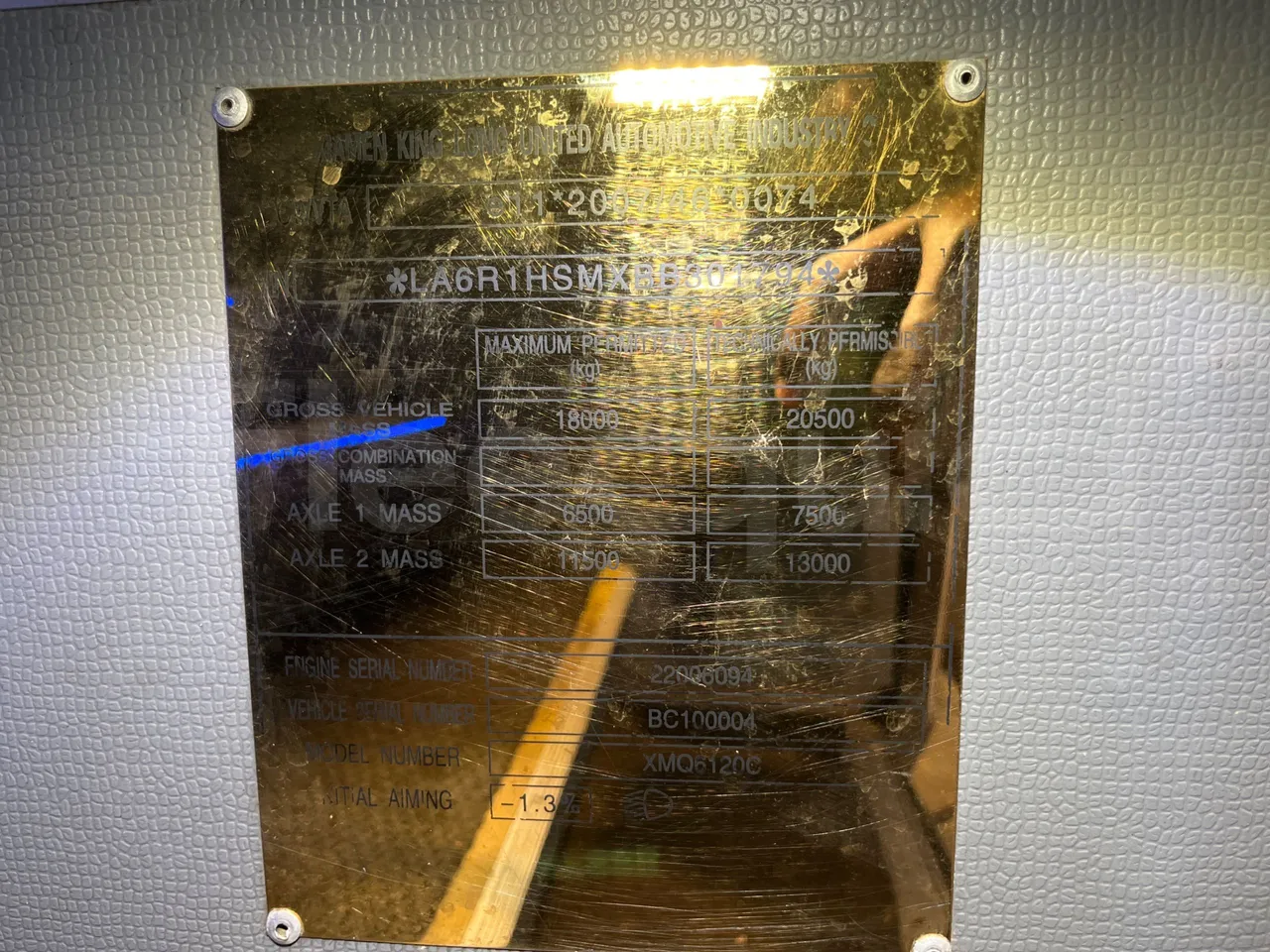 King Long XMQ6120C 2AL 2AA2B - EUR5 - 250kW - 12.200m - vehicle plate photo