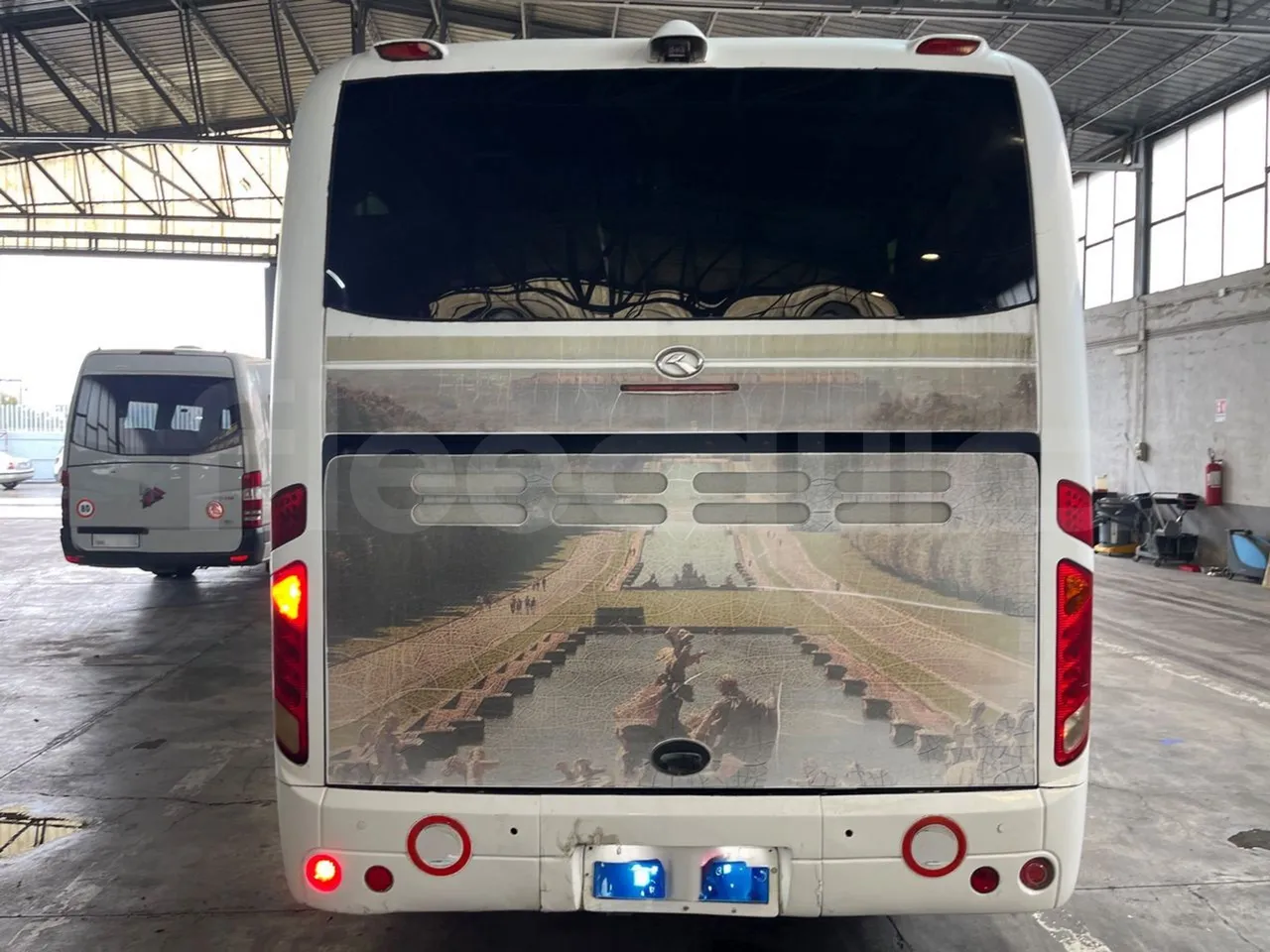 King Long XMQ6120C 2AL 2AA2B - EUR5 - 250kW - 12.200m - rear hatch closed