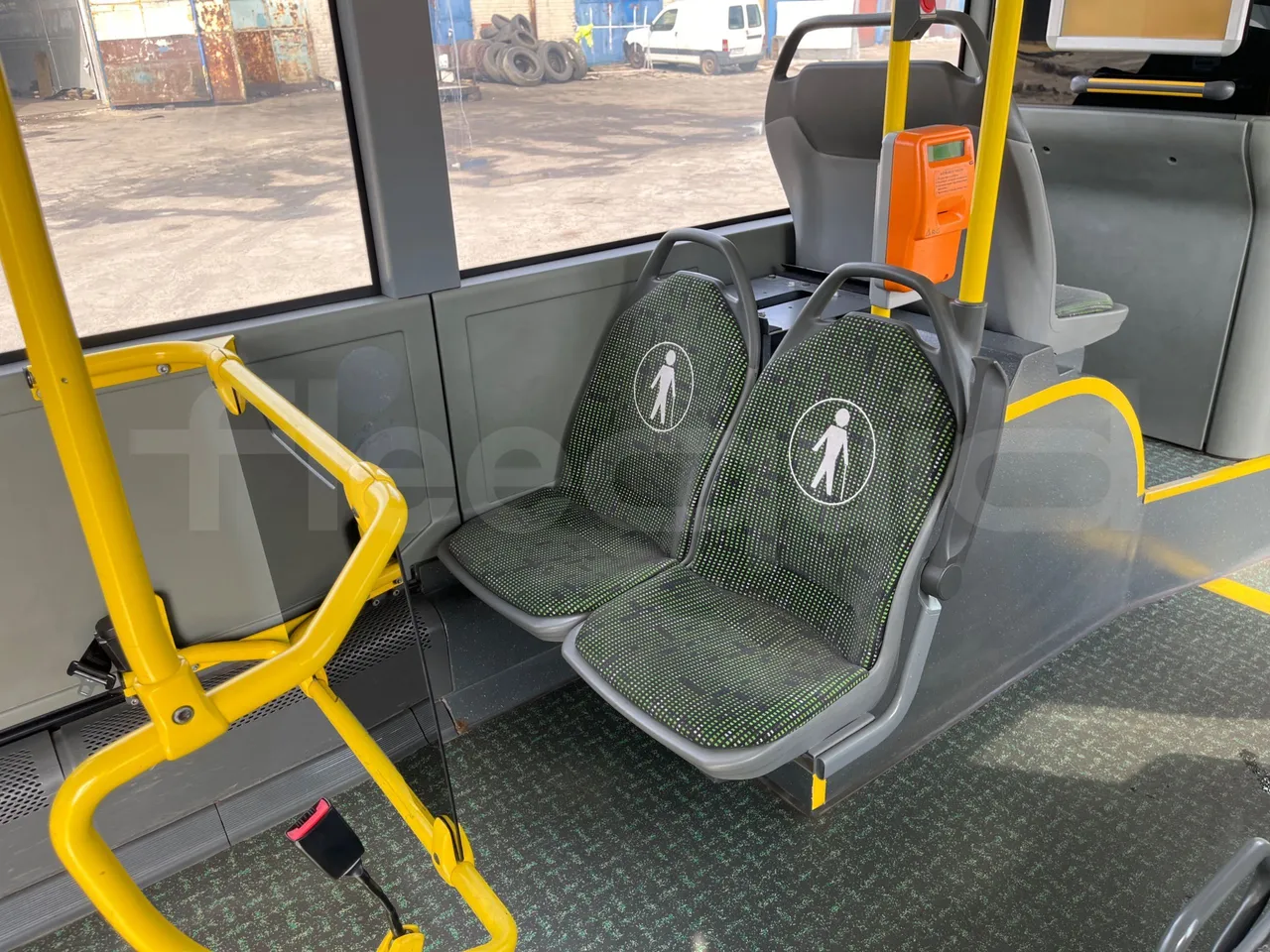 Mercedes-Benz Citaro K O530 - Euro 6 - 220 kW - 10833 mt - single seat detail