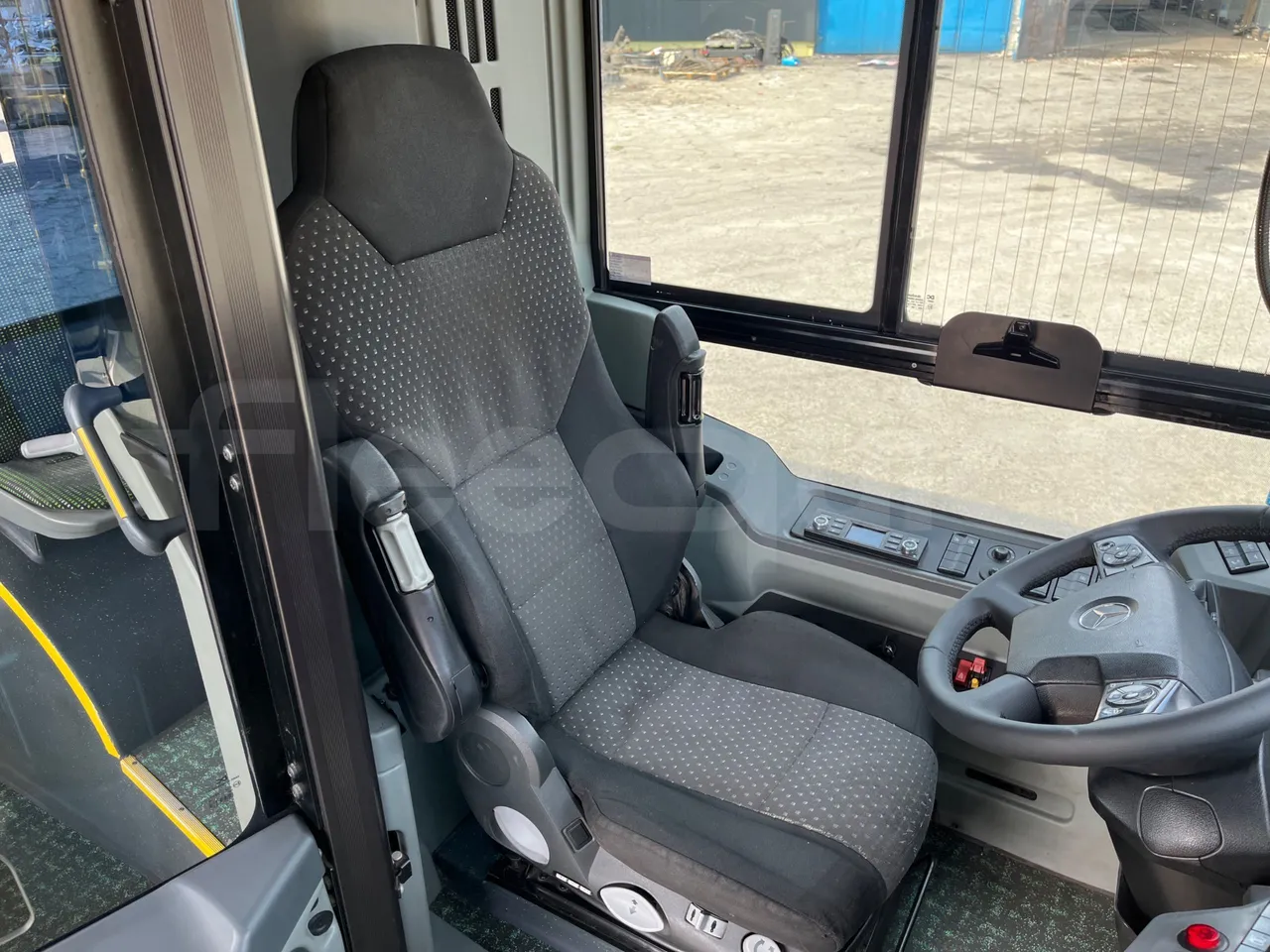 Mercedes-Benz Citaro K O530 - Euro 6 - 220 kW - 10833 mt - driver's seat photo
