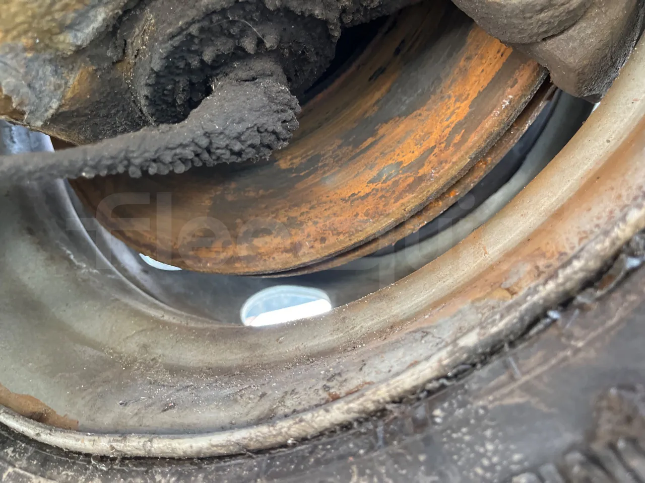 Mercedes-Benz Citaro K O530 - Euro 6 - 220 kW - 10833 mt - front discs left