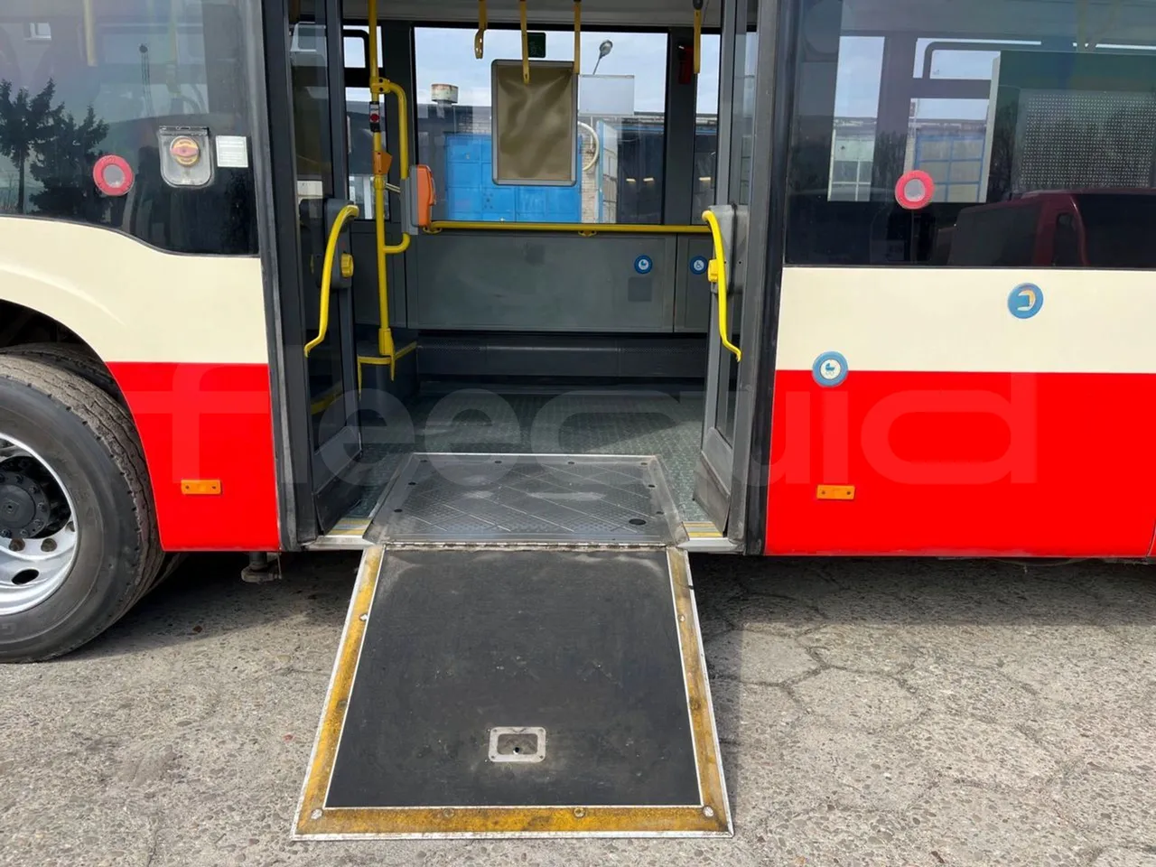 Mercedes-Benz Citaro K O530 - Euro 6 - 220 kW - 10833 mt - platform open photo