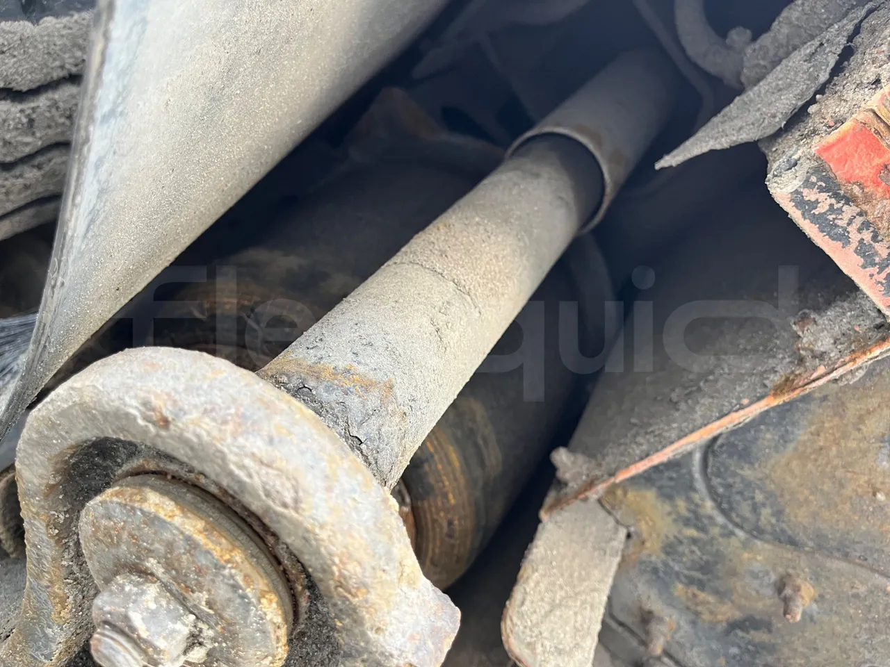 Mercedes-Benz Citaro K O530 - Euro 6 - 220 kW - 10833 mt - axle 2 shock absorbers 2 left