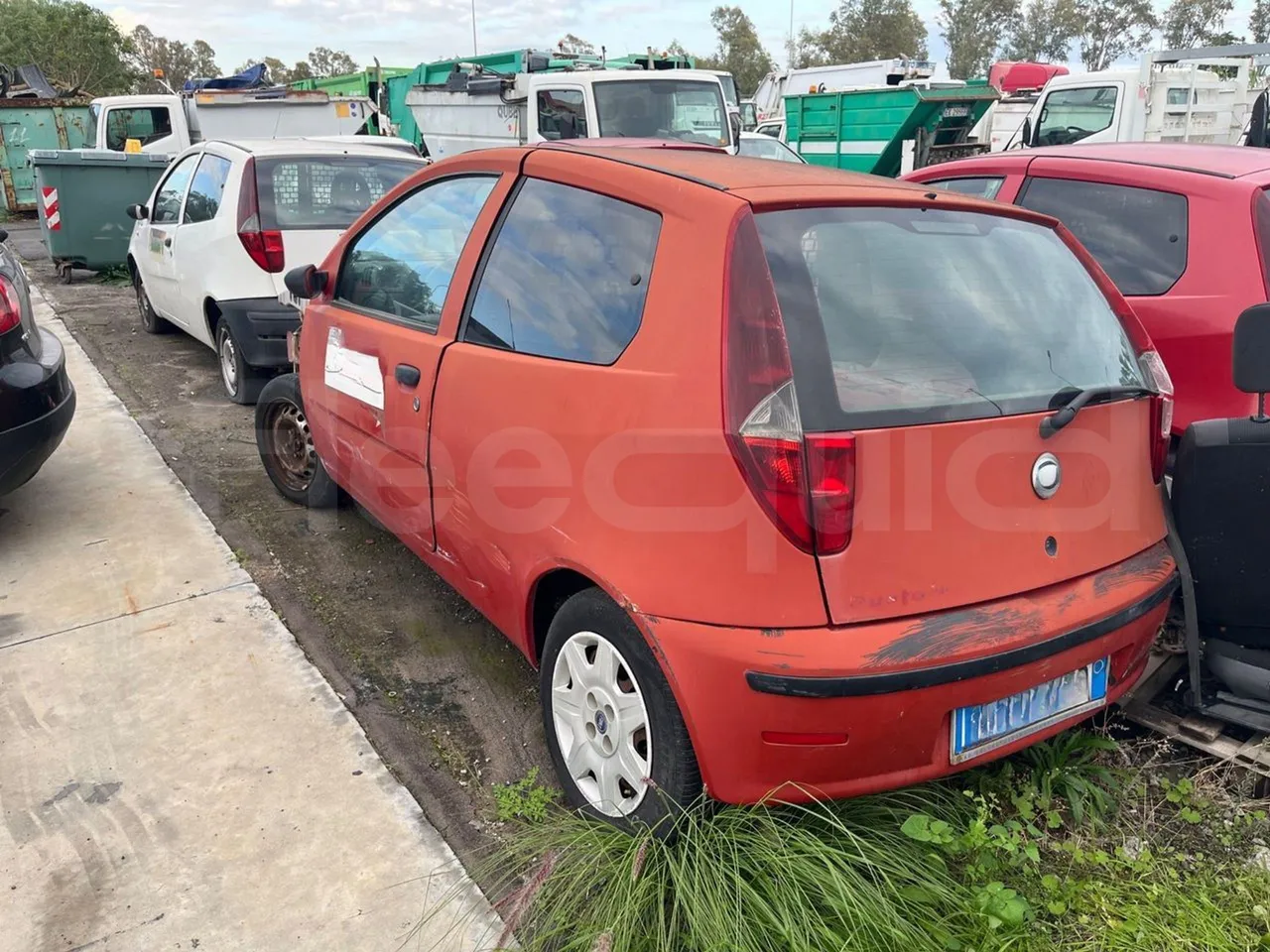 Fiat Punto 188CXH1A EX - Euro3 - 51kW - 3.840mt - Base cover photo