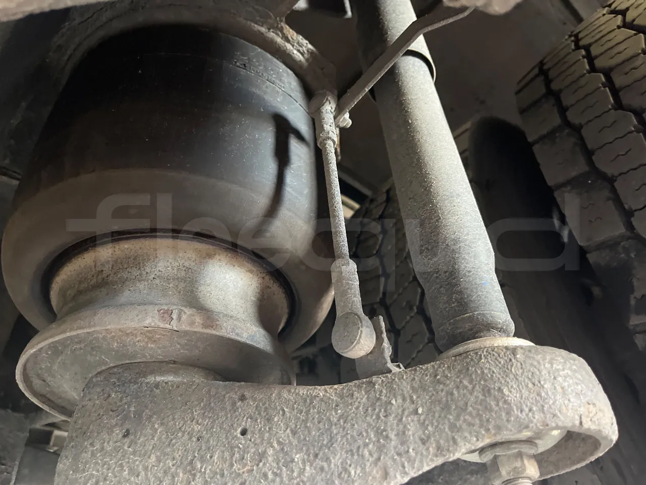 Iveco Irisbus France SFR310/ Euro 5 - 331 Kw - 13.854 Mt - axel 2 air springs 1 left