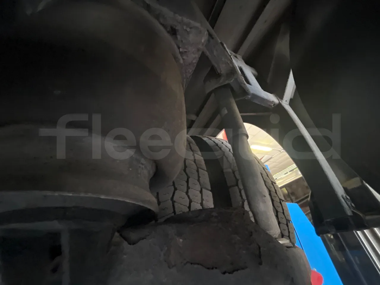 Iveco Irisbus France SFR310/ Euro 5 - 331 Kw - 13.854 Mt - axel 2 air springs 2 right