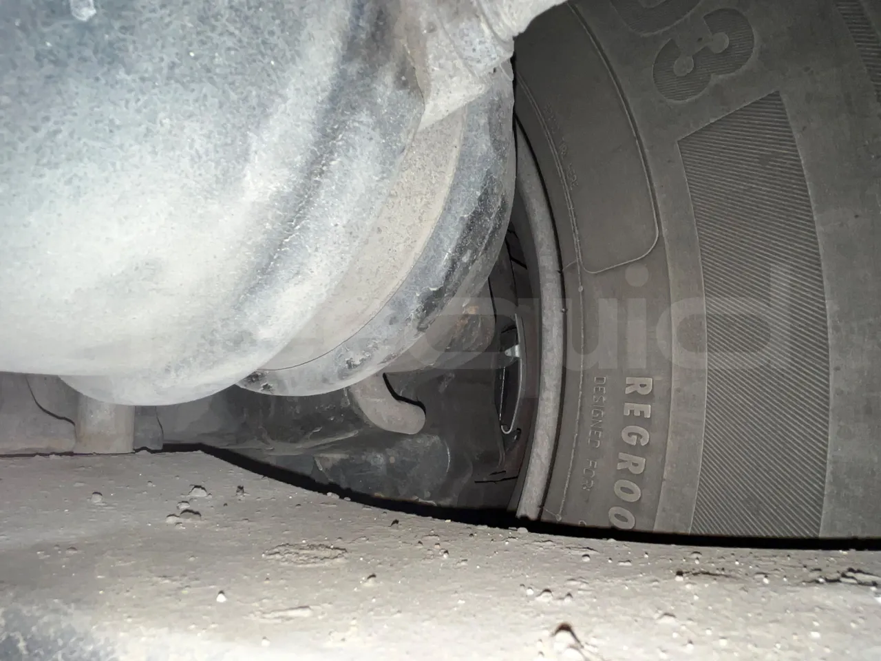 Iveco Irisbus France SFR310/ Euro 5 - 331 Kw - 13.854 Mt - axle 2 caliper brakes right