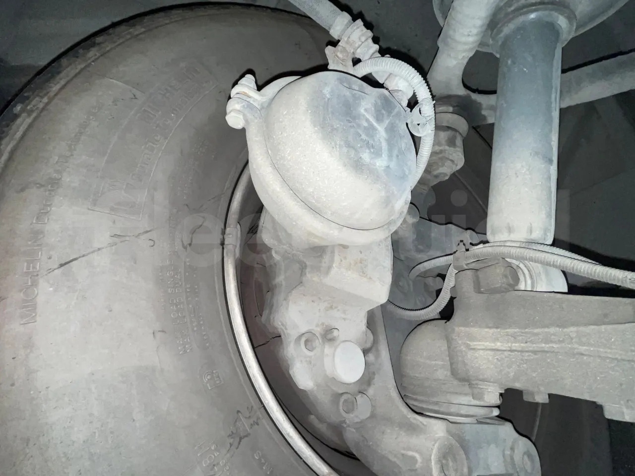 Iveco Irisbus France SFR310/ Euro 5 - 331 Kw - 13.854 Mt - front brake calipers right