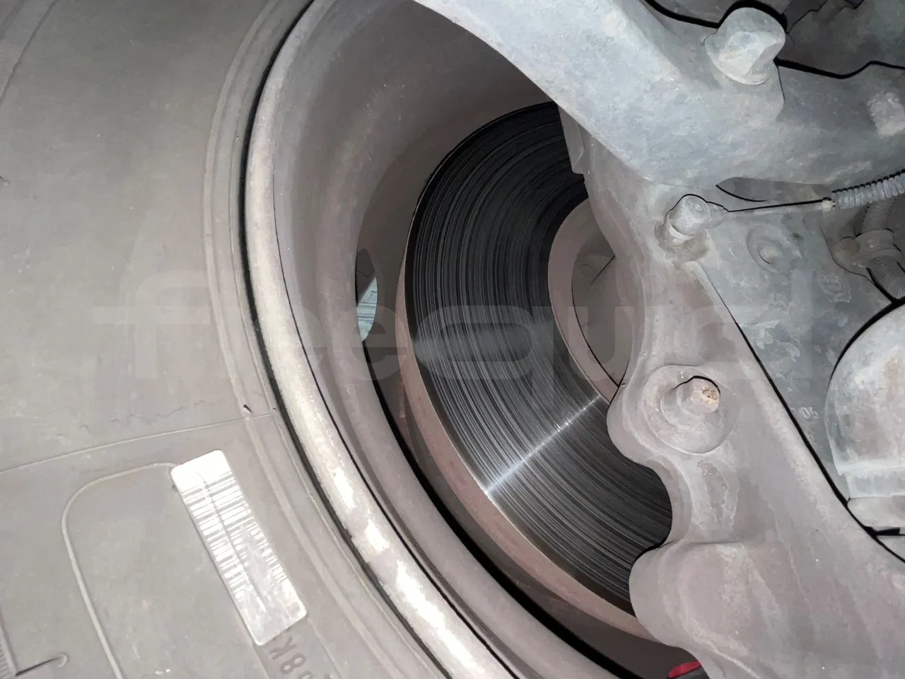 Iveco Irisbus France SFR310/ Euro 5 - 331 Kw - 13.854 Mt - front discs left