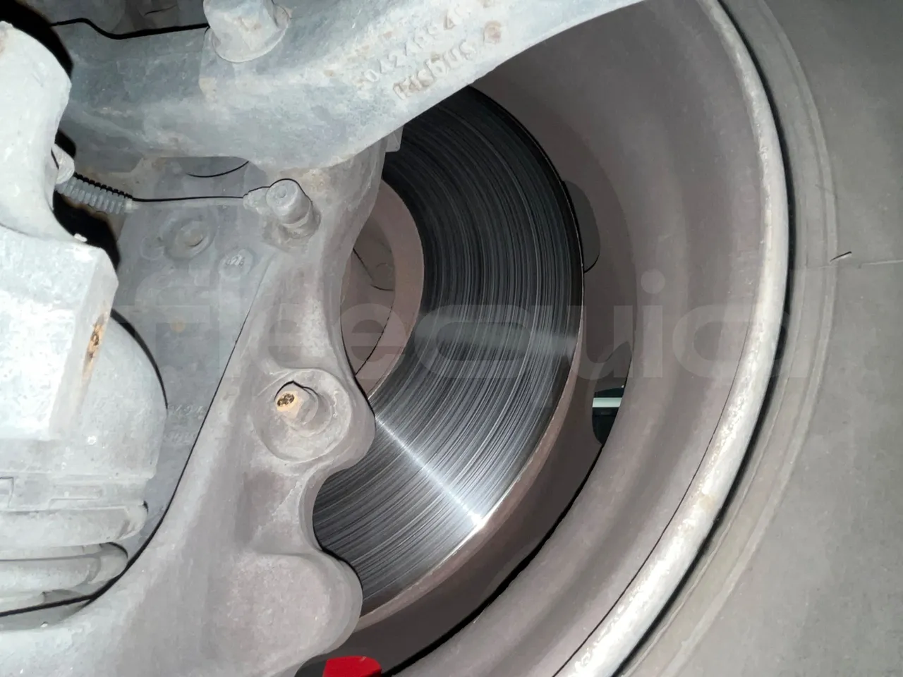 Iveco Irisbus France SFR310/ Euro 5 - 331 Kw - 13.854 Mt - front discs right