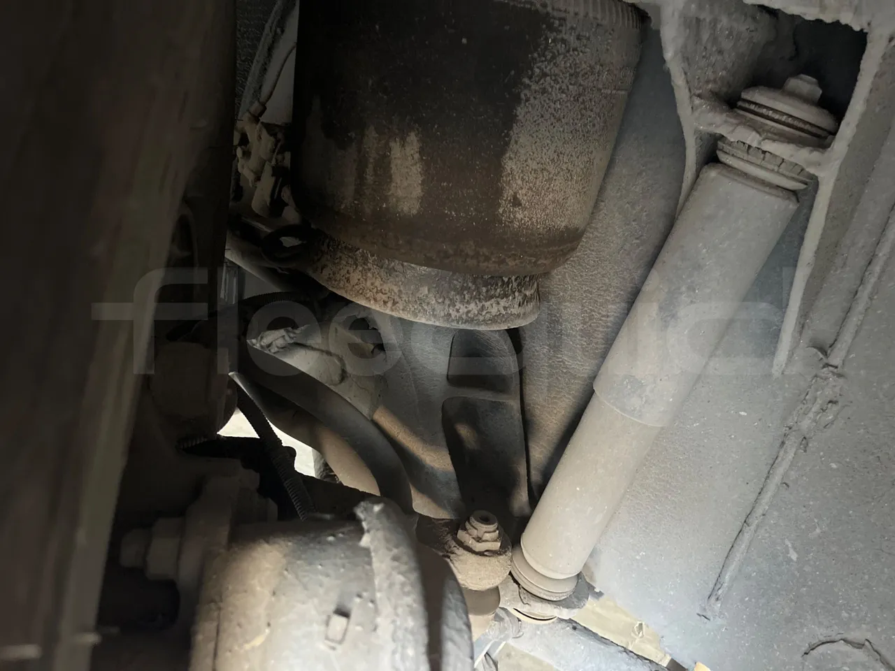 Man Lion's City T A78 - EUR4 - 191kW - 11.857m - front air springs left