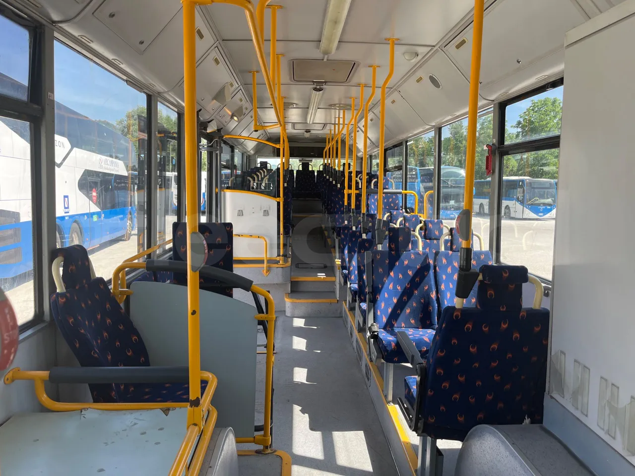 Man Lion's City T A78 - EUR4 - 191kW - 11.857m - interior reverse seats driver height (mandatory for bus to scrap)