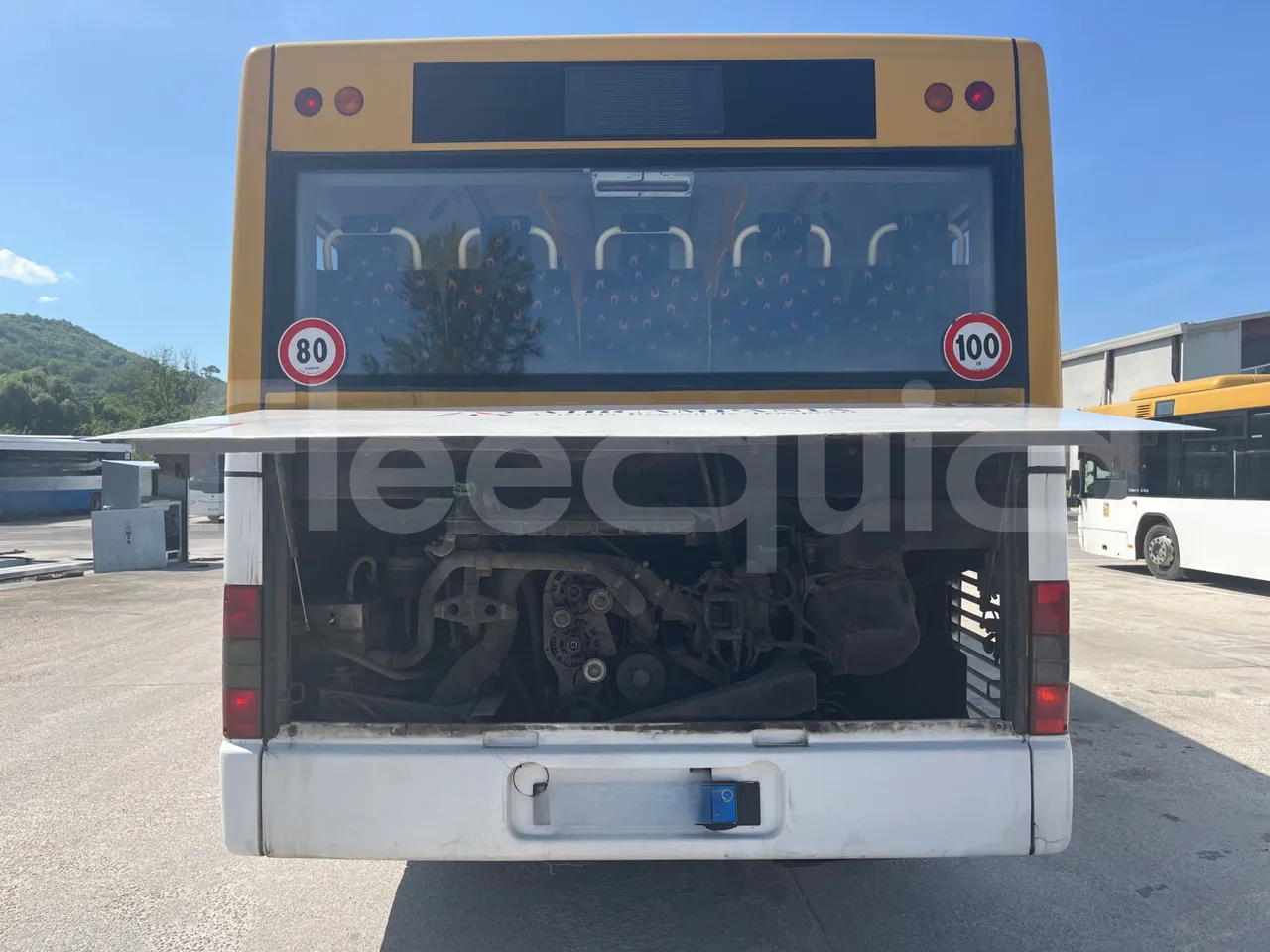Man Lion's City T A78 - EUR4 - 191kW - 11.857m - rear hatch open (mandatory  for bus to scrap)