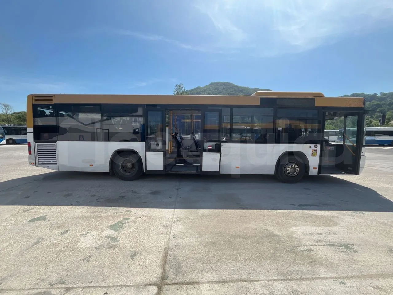Man Lion's City T A78 - EUR4 - 191kW - 11.857m - right side doors open